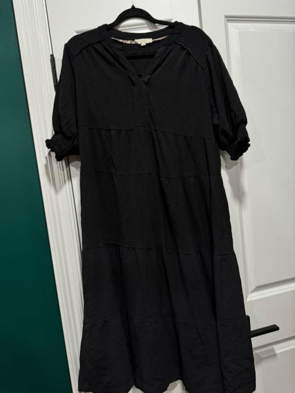 Umgee Black Tiered V-Neck Midi Dress